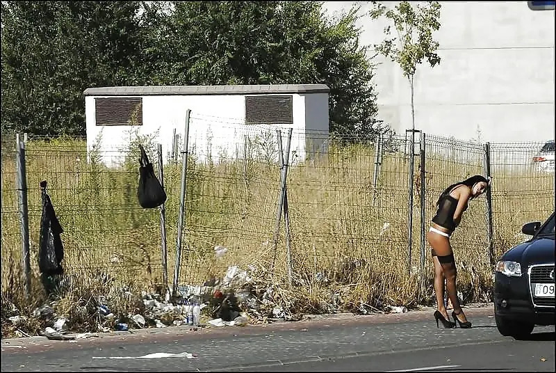 Put Me To Work In Hotel Rooms ♠️ Pimp Me Black Daddy ! ♠️