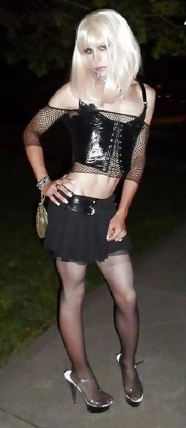 Put Me To Work Stripping For Parties ♠️ Pimp Me Black Daddy ! ♠️